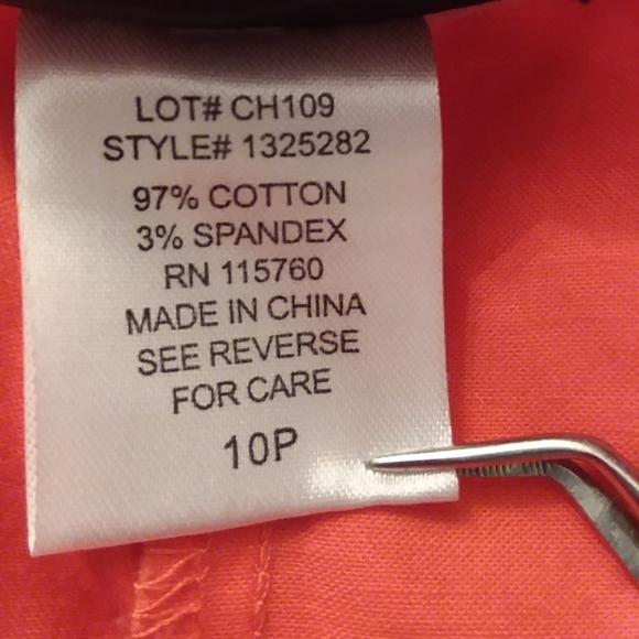 I155, Bay Studio, pink 10p skirt, zipper front - Picture 6 of 7